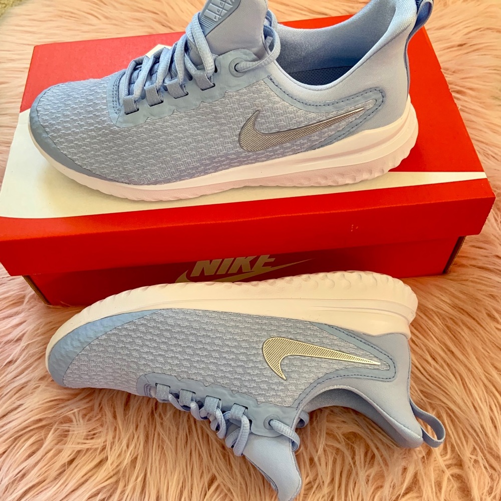 New Nike Renew Rival Women’s Running Sneakers - Picture 2 of 8